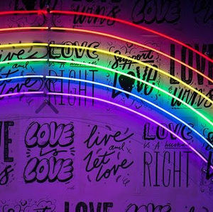 Meet your Posher, Ava